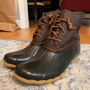 Sperry Boots. Women’s size 11